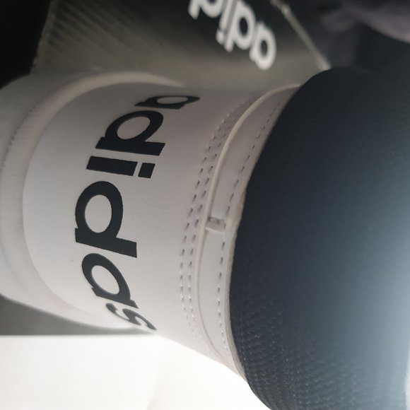 ADIDAS - Picture 3 of 5